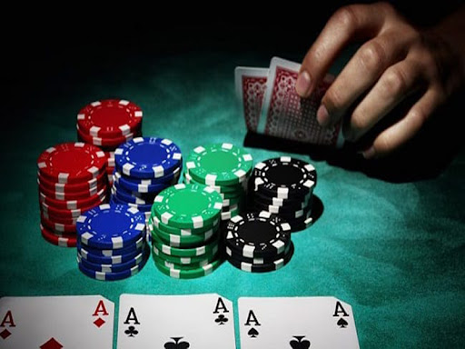 Lựa chọn của bài thủ tại mỗi vòng cược poker ww88